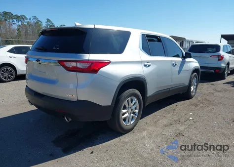 2020 Chevrolet Traverse Fwd Ls z USA, uszkodzony, nr VIN 1GNERFKW7LJ169826